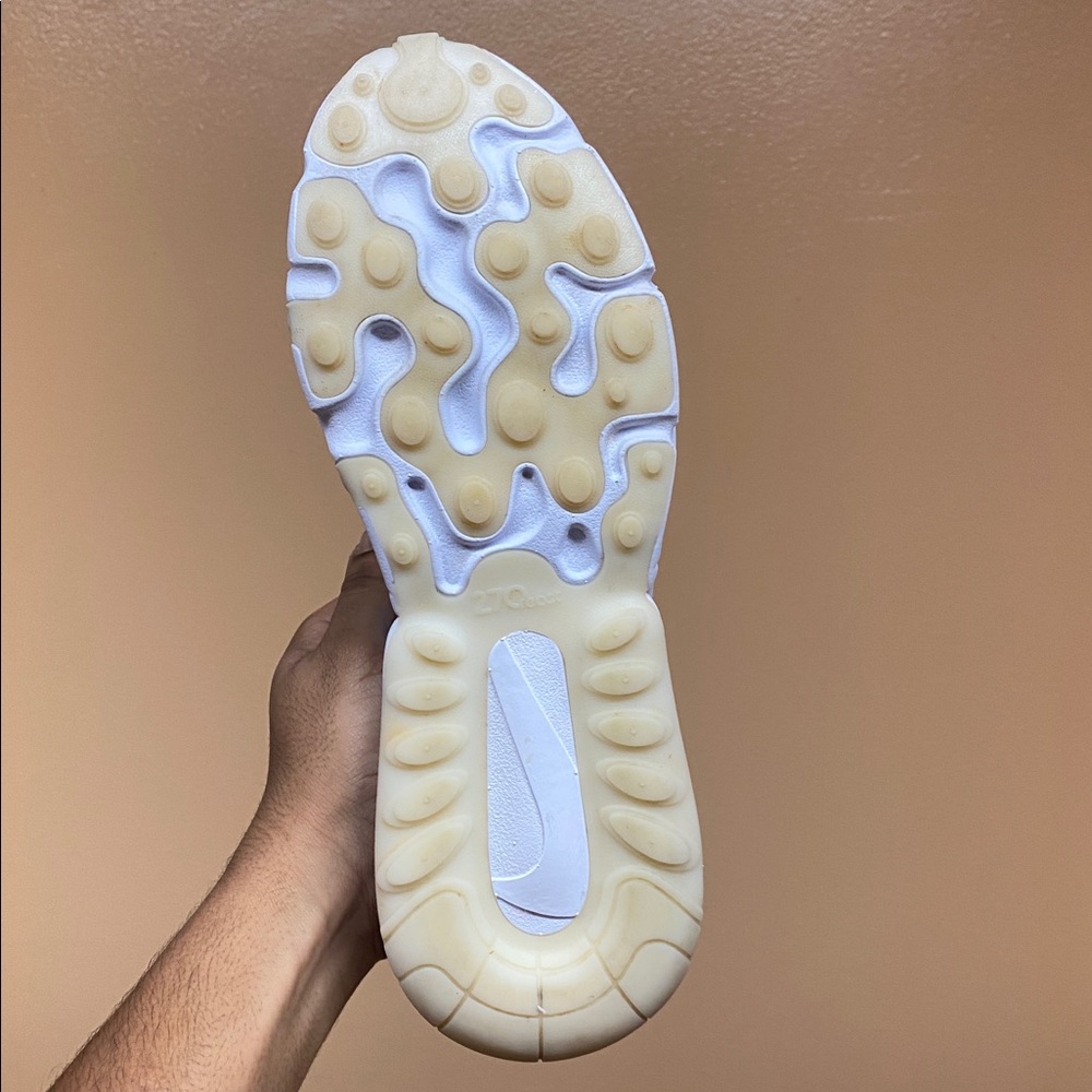 Nike Air Max 270 React Women’s Running Sneakers Gradient Shift SZ 9.5 AT6174-102 - Picture 15 of 17